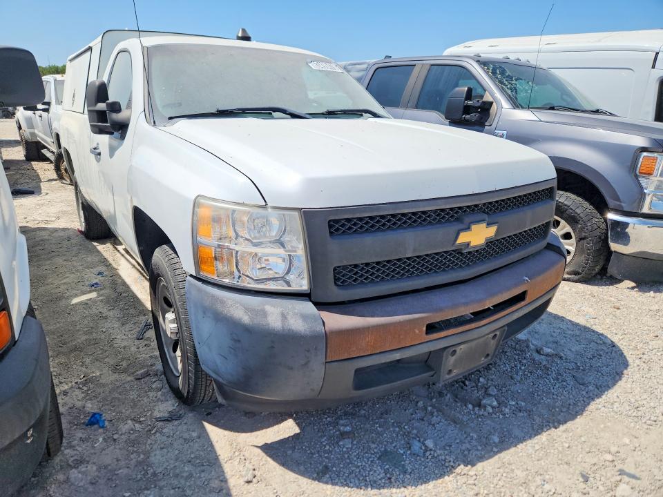 Photo 4 from auction – 2013 CHEVROLET SILVERADO with VIN 1GCNCPEX6DZ900267