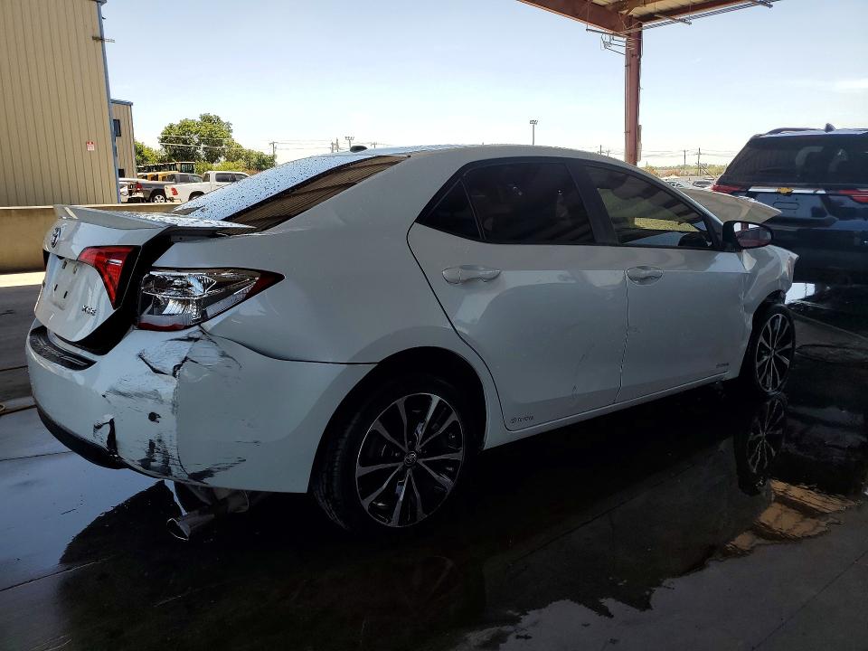 Photo 3 from auction – 2017 TOYOTA COROLLA with VIN 5YFBURHEXHP600768