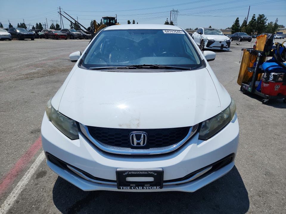 Photo 5 from auction – 2015 HONDA CIVIC with VIN 19XFB2F5XFE226212