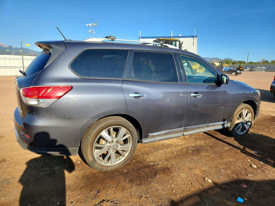 Photo 3 from auction – 2014 NISSAN PATHFINDER with VIN 5N1AR2MM0EC641654