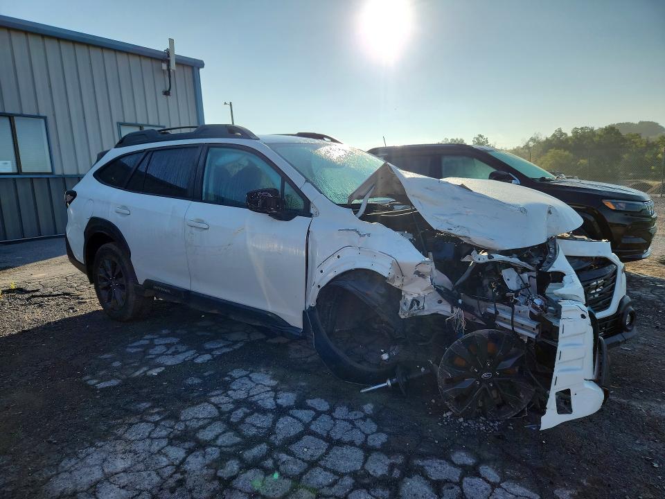 Photo 4 from auction – 2023 SUBARU OUTBACK with VIN 4S4BTAJC5P3177839