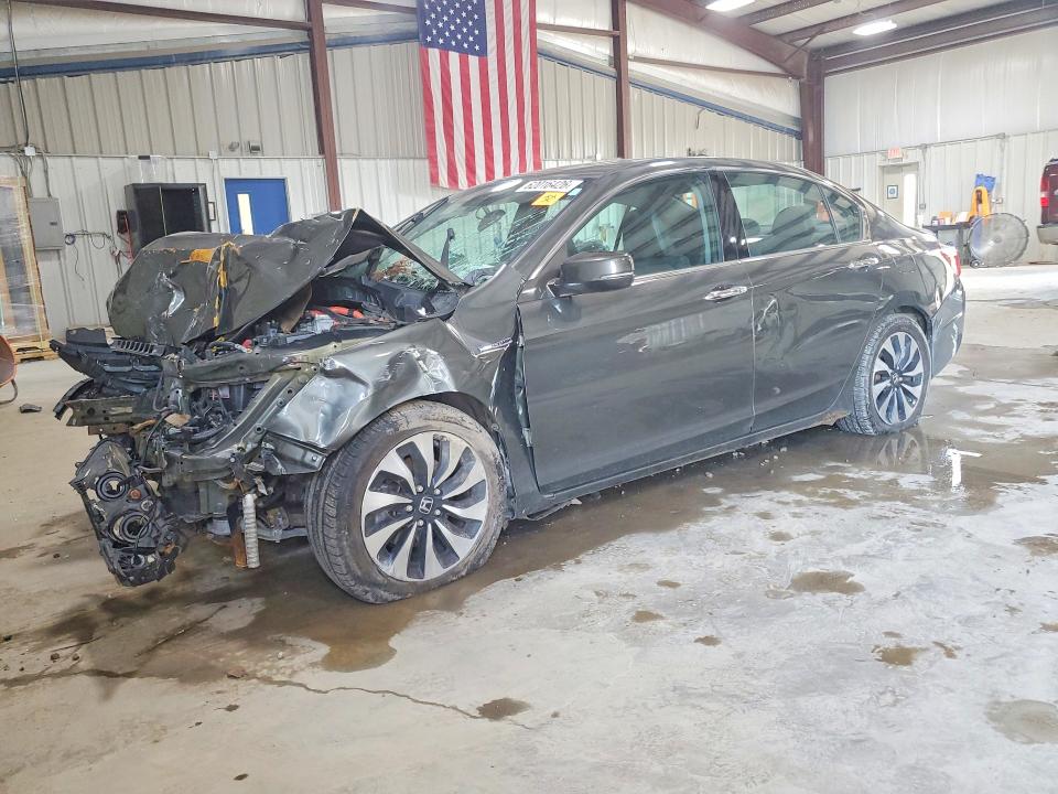 HONDA ACCORD 2014 مع رقم تعريف المركبة 1HGCR6F57EA006244 - صورة من المزاد