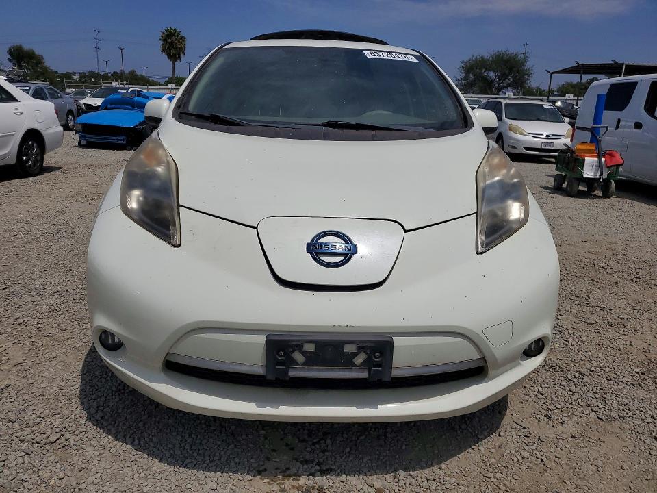 Zdjęcie 5 z aukcji – 2011 NISSAN LEAF z VIN JN1AZ0CP6BT001516