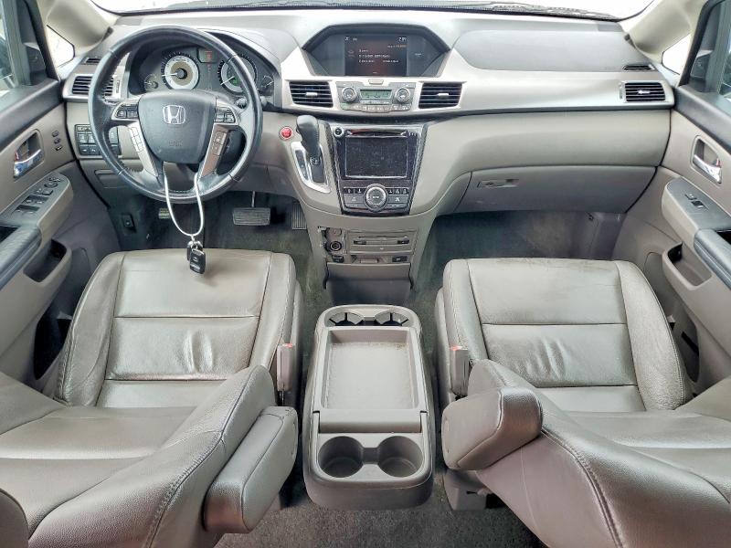 Photo 8 from auction – 2016 HONDA ODYSSEY with VIN 5FNRL5H98GB164249