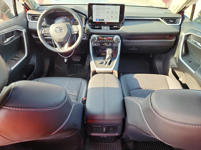 Photo 8 from auction – 2025 TOYOTA RAV4 with VIN JTMD6RFV8SD160226