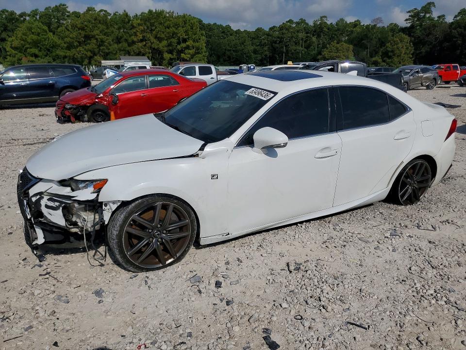 LEXUS IS 2014 with VIN JTHBE1D2XE5010443 - Photo from auction
