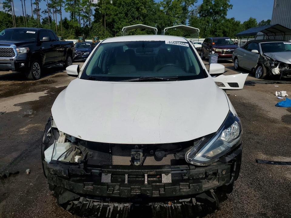 Photo 5 from auction – 2017 NISSAN SENTRA with VIN 3N1AB7AP5HY292705