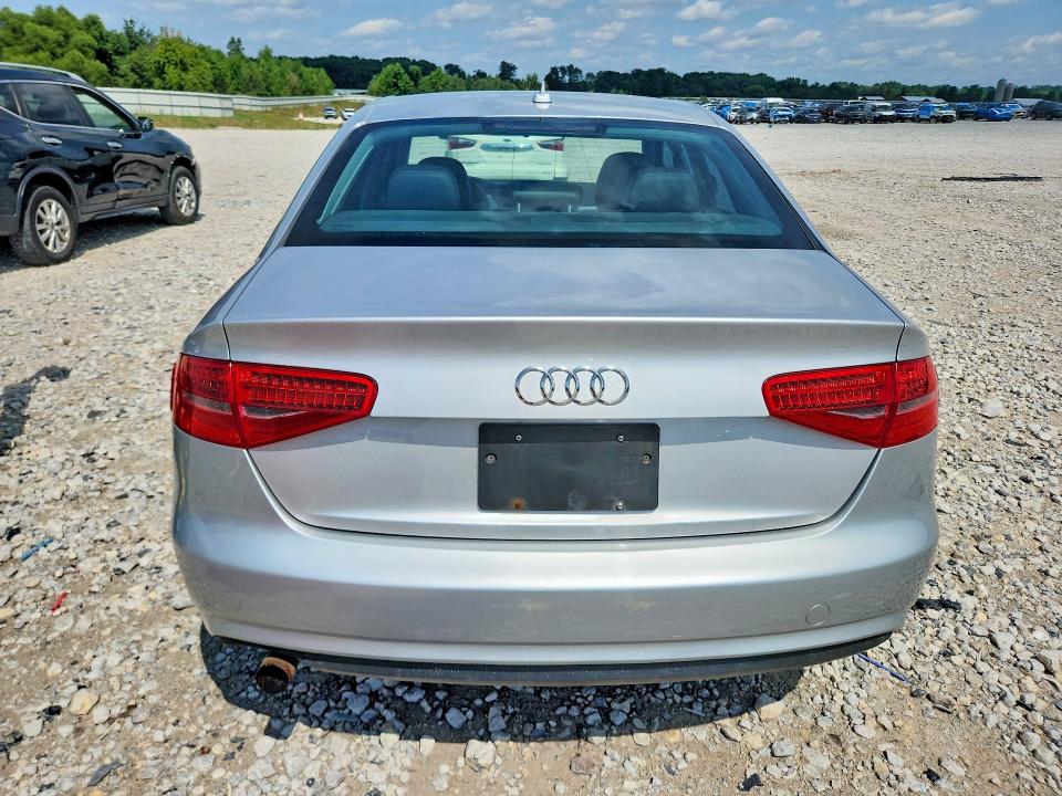 Фото 6 с аукциона – 2013 AUDI A4 с VIN WAUBFAFL0DN043922