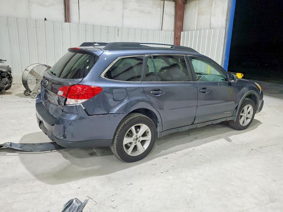 Фото 3 с аукциона – 2014 SUBARU OUTBACK с VIN 4S4BRBCC9E3263881