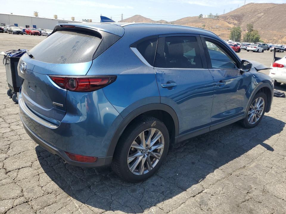 Photo 3 from auction – 2020 MAZDA CX-5 with VIN JM3KFBAY0L0793738