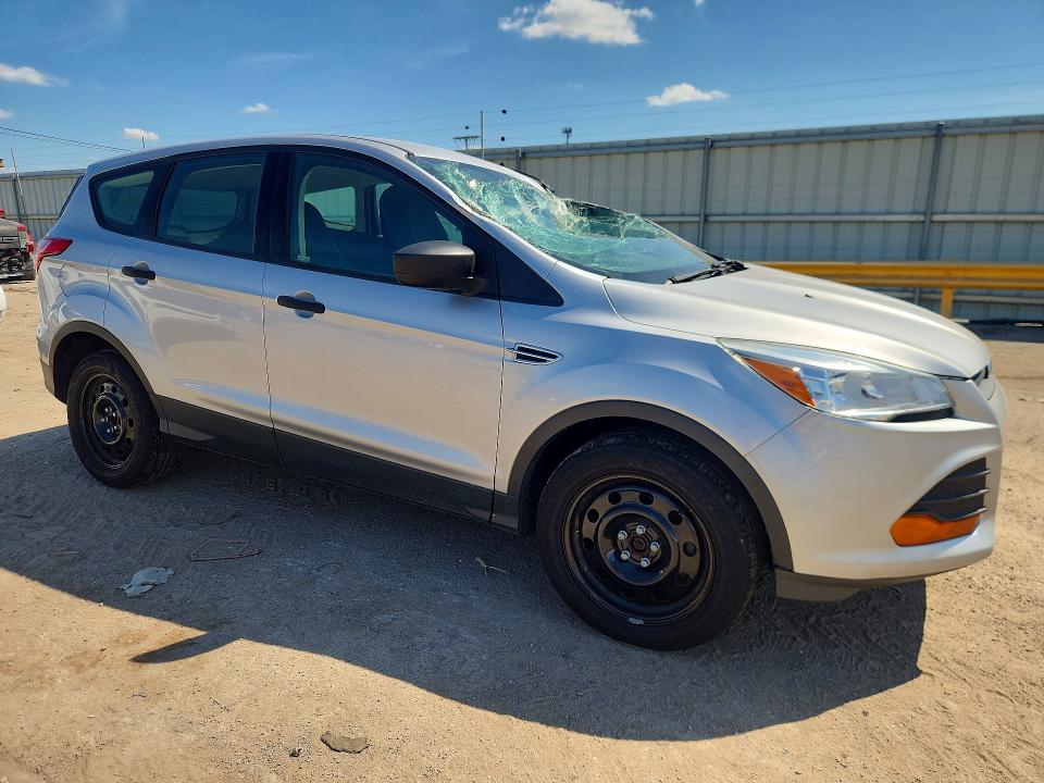 Photo 4 from auction – 2016 FORD ESCAPE with VIN 1FMCU0F77GUC21244