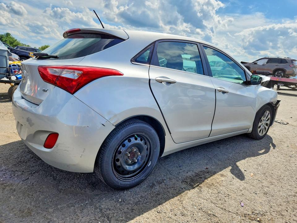Снимка 3 от търг – 2016 HYUNDAI ELANTRA GT с VIN KMHD35LH7GU281025