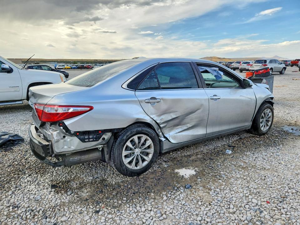 Photo 3 from auction – 2015 TOYOTA CAMRY with VIN 4T1BF1FK0FU489910