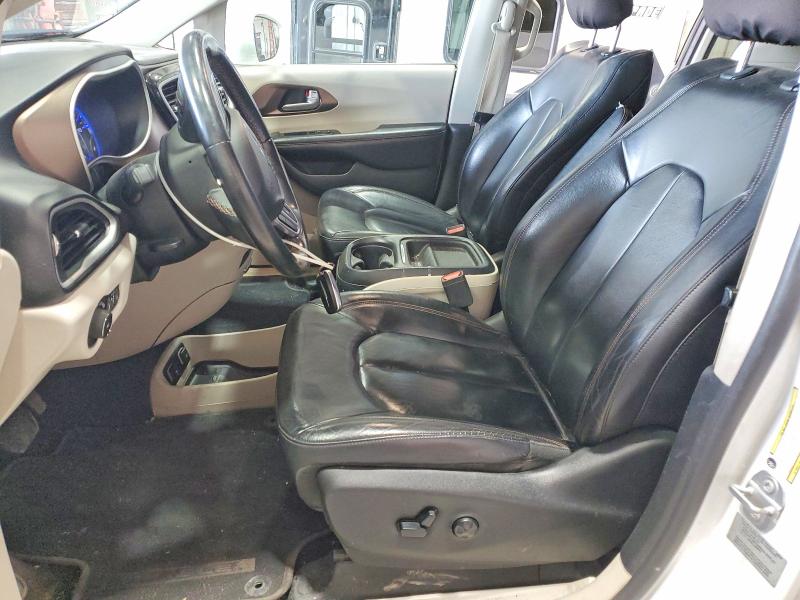 Photo 7 from auction – 2017 CHRYSLER PACIFICA with VIN 2C4RC1BG7HR794673