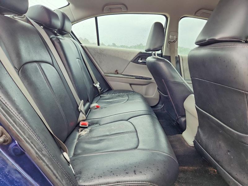 Photo 10 from auction – 2015 HONDA ACCORD with VIN 1HGCR2F32FA177637
