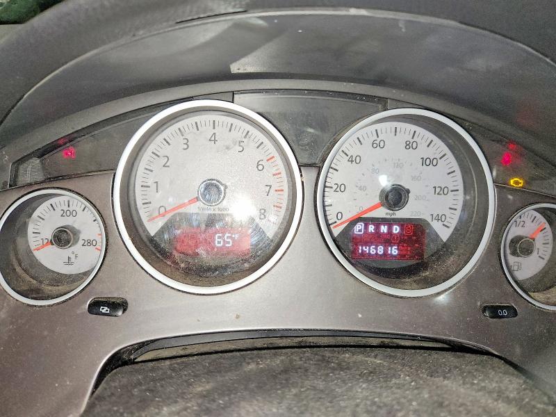 Photo 9 from auction – 2010 VOLKSWAGEN ROUTAN with VIN 2V4RW3D18AR236967