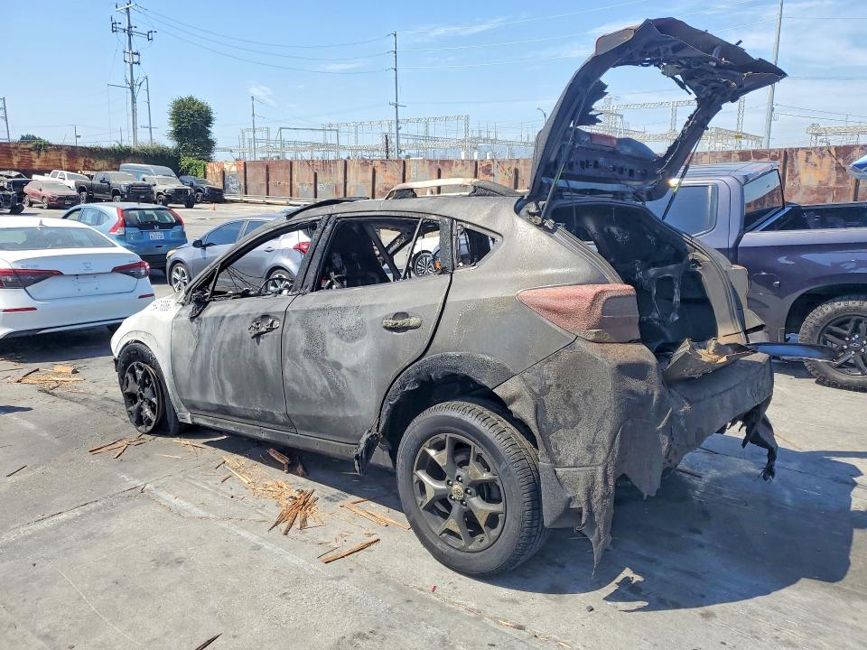Photo 2 from auction – 2019 SUBARU CROSSTREK with VIN JF2GTAEC8K8322809