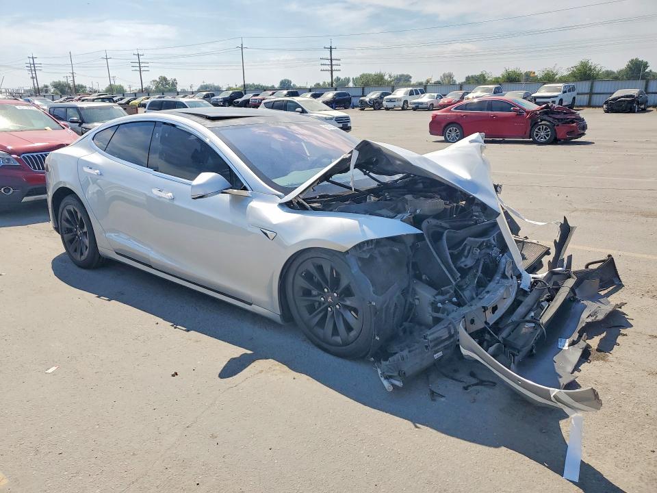 Photo 4 from auction – 2017 TESLA MODEL S with VIN 5YJSA1E29HF230719