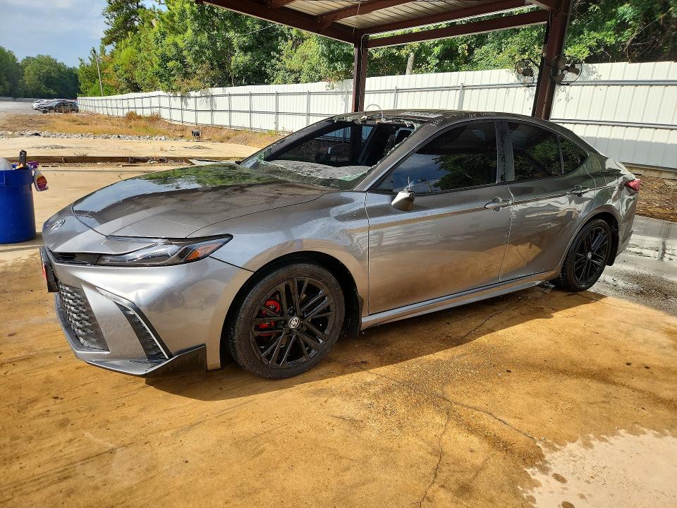 Photo 1 from auction – 2026 TOYOTA CAMRY with VIN 4T1DAACK1TU689508