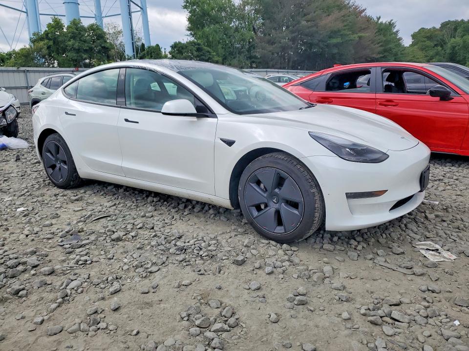 Photo 4 from auction – 2022 TESLA MODEL 3 with VIN 5YJ3E1EB7NF314266