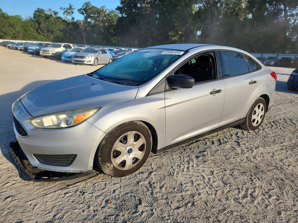 FORD FOCUS 2015 with VIN 1FADP3E25FL292217 - Photo from auction