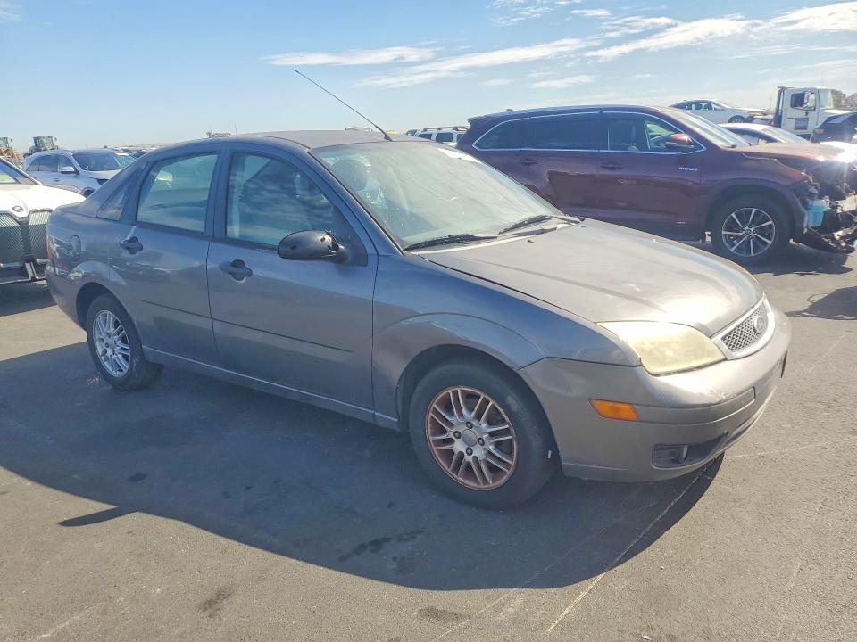 Photo 4 from auction – 2006 FORD FOCUS with VIN 1FAFP34N46W245022