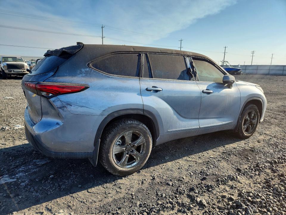 Photo 3 from auction – 2021 TOYOTA HIGHLANDER with VIN 5TDBZRBH5MS127822