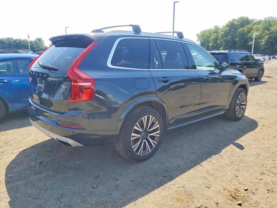 Photo 3 from auction – 2021 VOLVO XC90 with VIN YV4A221K9M1689222