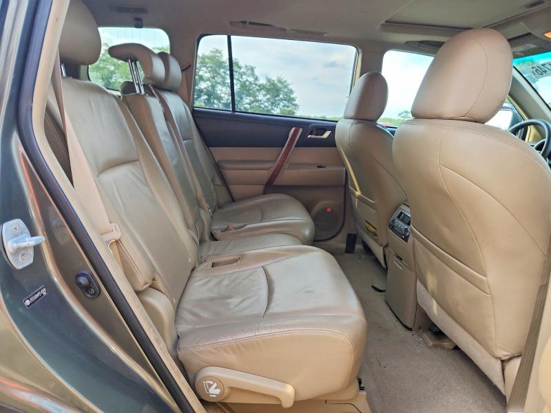 Photo 11 from auction – 2009 TOYOTA HIGHLANDER with VIN JTEES42A492145598