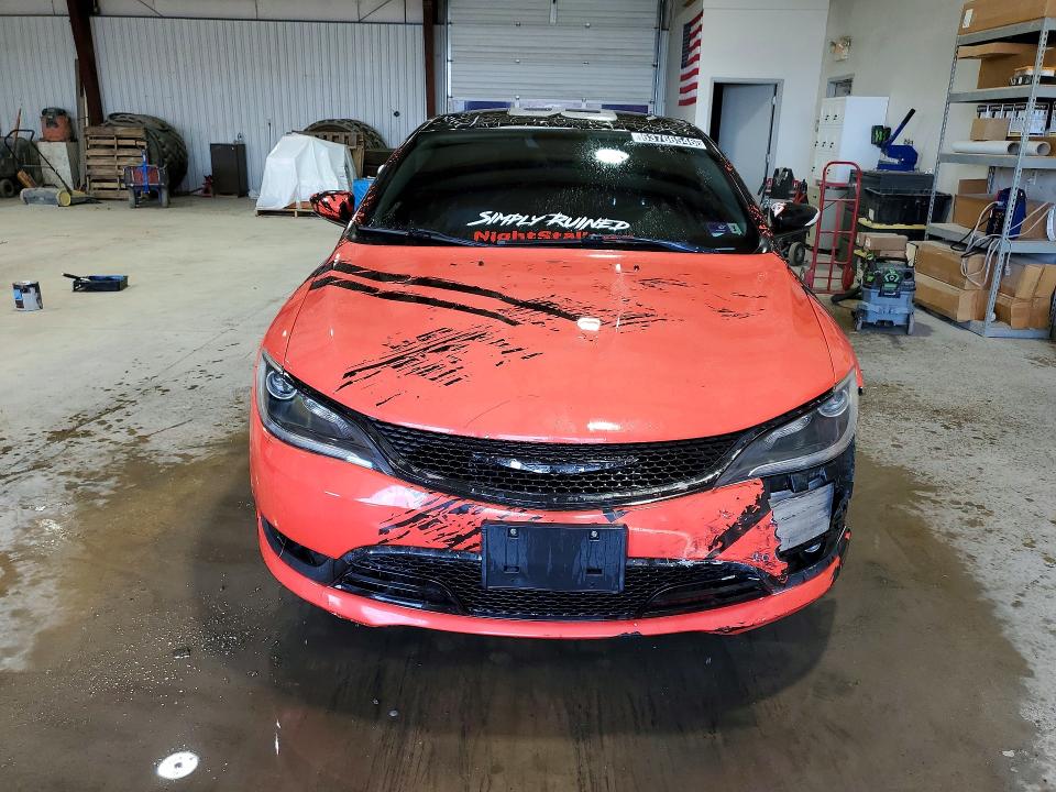 Photo 5 from auction – 2015 CHRYSLER 200 with VIN 1C3CCCCBXFN525201