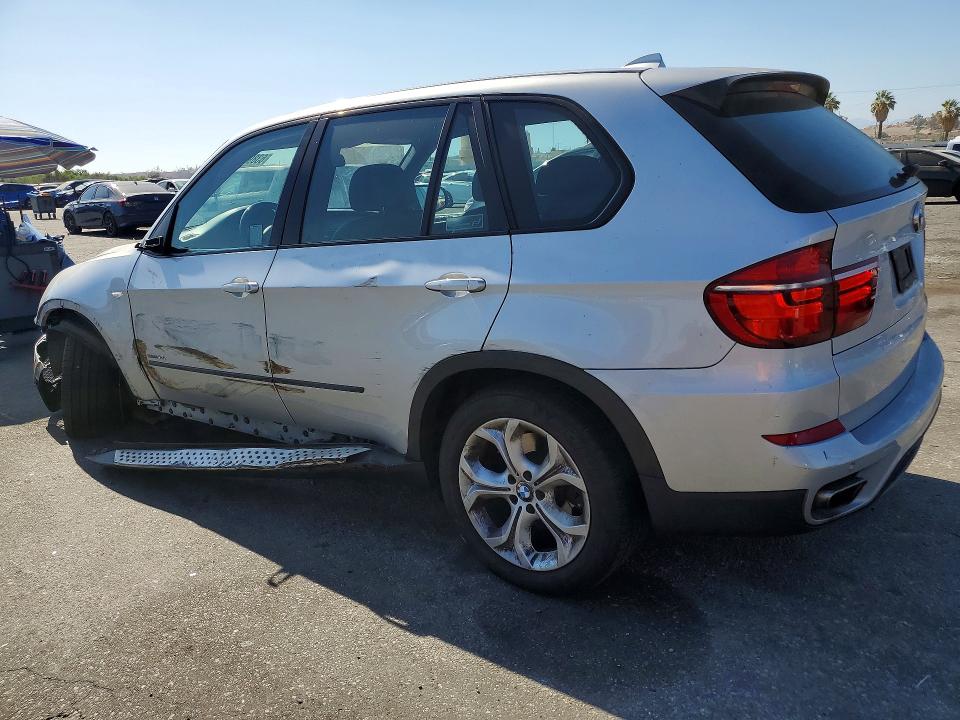 Photo 2 from auction – 2011 BMW X5 with VIN 5UXZV8C51BL418209