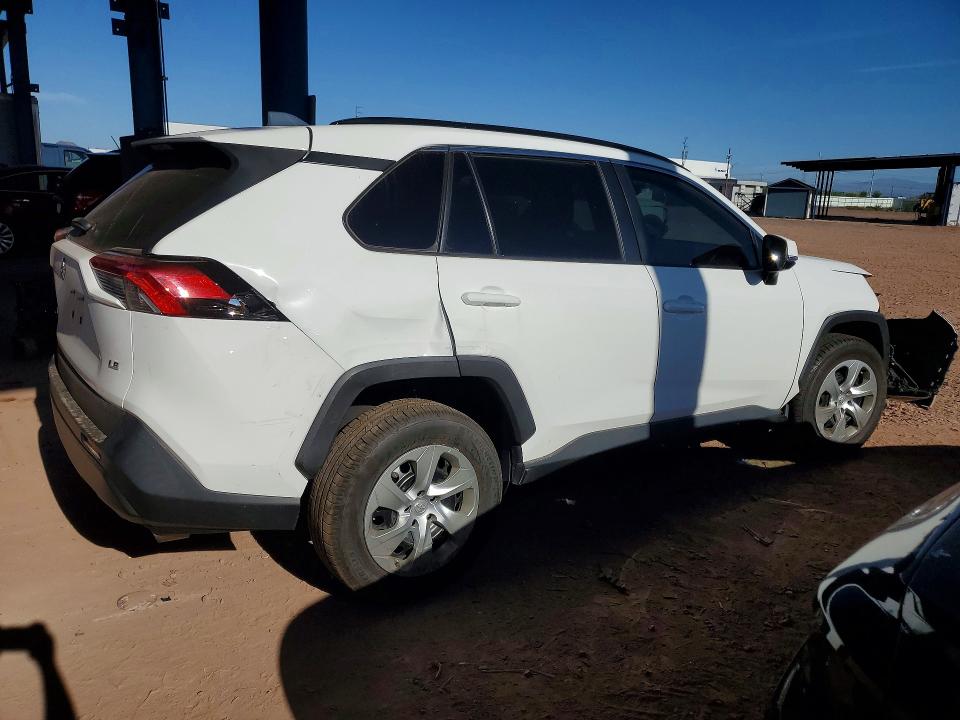 Photo 3 from auction – 2019 TOYOTA RAV4 with VIN 2T3K1RFV6KW001942