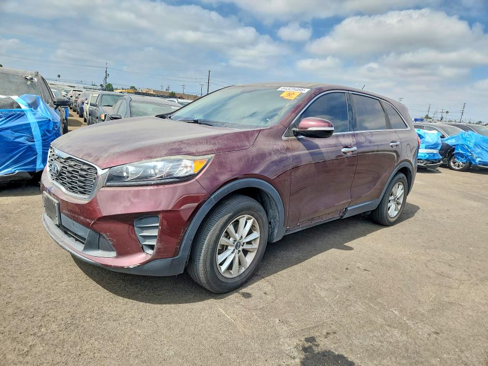 KIA SORENTO 2019 with VIN 5XYPG4A33KG520765 - Photo from auction