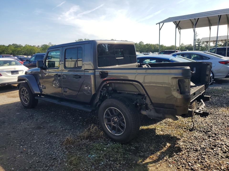 Photo 2 from auction – 2021 JEEP GLADIATOR with VIN 1C6HJTFG4ML545345