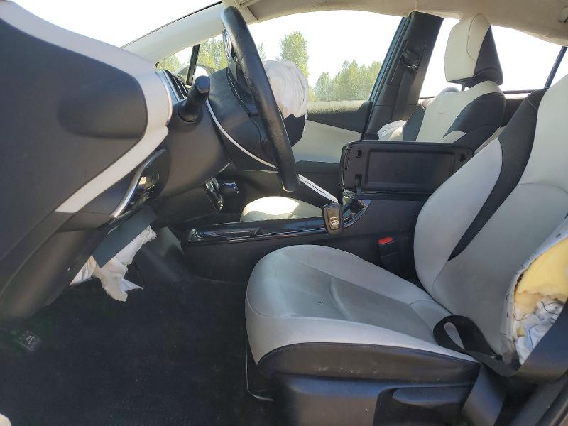 Photo 7 from auction – 2016 TOYOTA PRIUS with VIN JTDKARFU5G3017907
