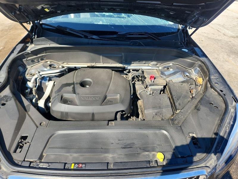 Photo 12 from auction – 2020 VOLVO XC90 with VIN YV4102CKXL1595822