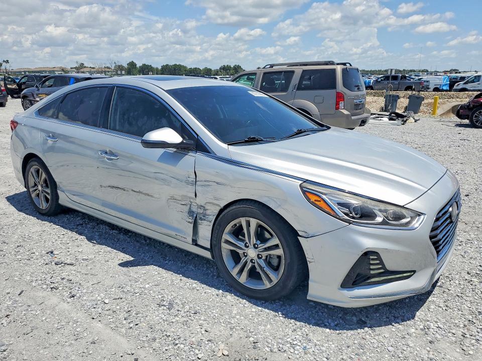 Photo 4 from auction – 2018 HYUNDAI SONATA with VIN 5NPE34AF6JH629693