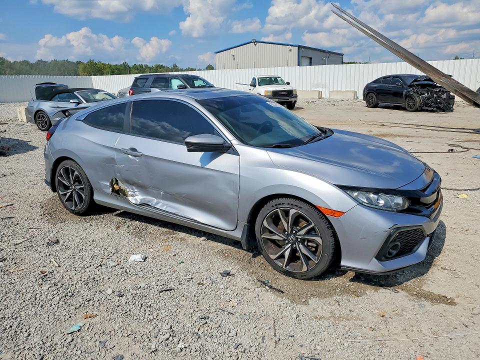 Photo 4 from auction – 2018 HONDA CIVIC with VIN 2HGFC3A57JH756565