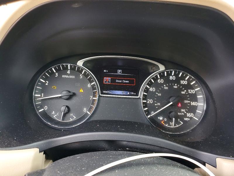Photo 9 from auction – 2017 NISSAN PATHFINDER with VIN 5N1DR2MN1HC625618