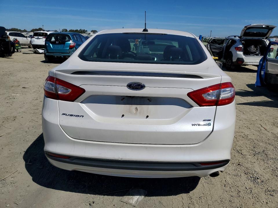 Photo 6 from auction – 2014 FORD FUSION with VIN 3FA6P0LU8ER284267