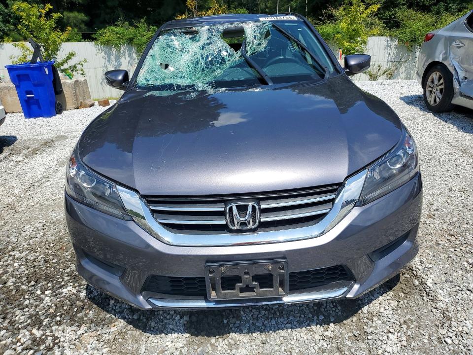 Photo 5 from auction – 2015 HONDA ACCORD with VIN 1HGCR2F32FA050970