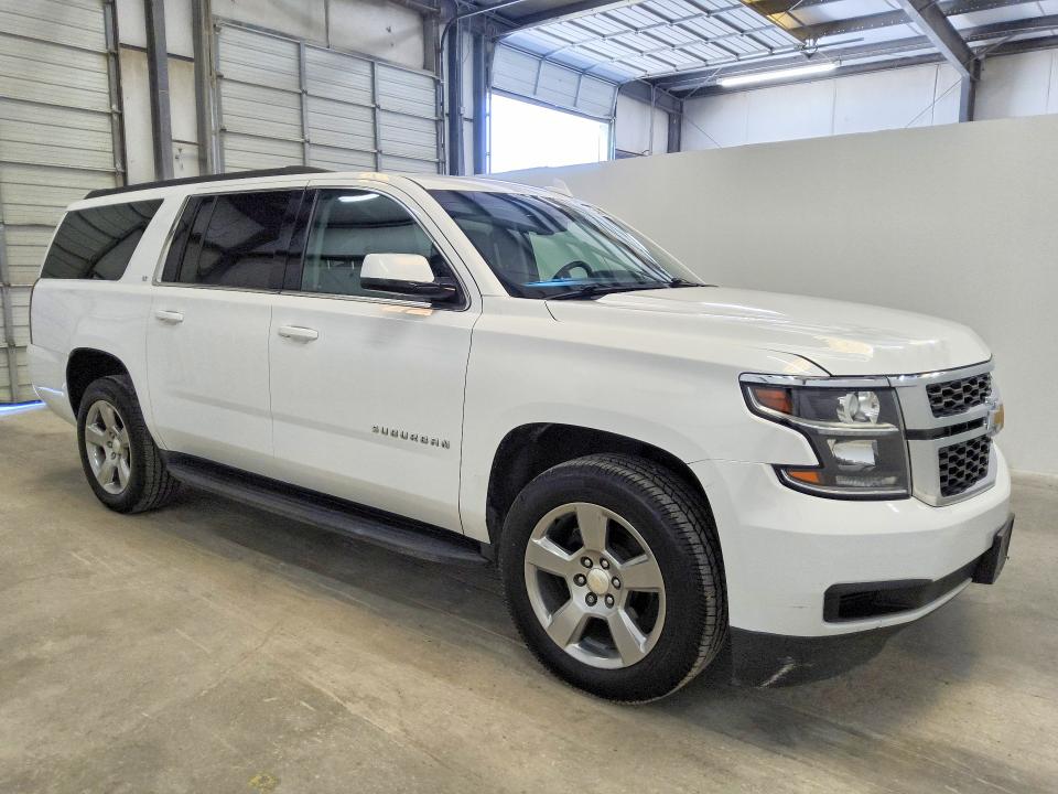 Photo 4 from auction – 2020 CHEVROLET SUBURBAN with VIN 1GNSCHKC3LR276105