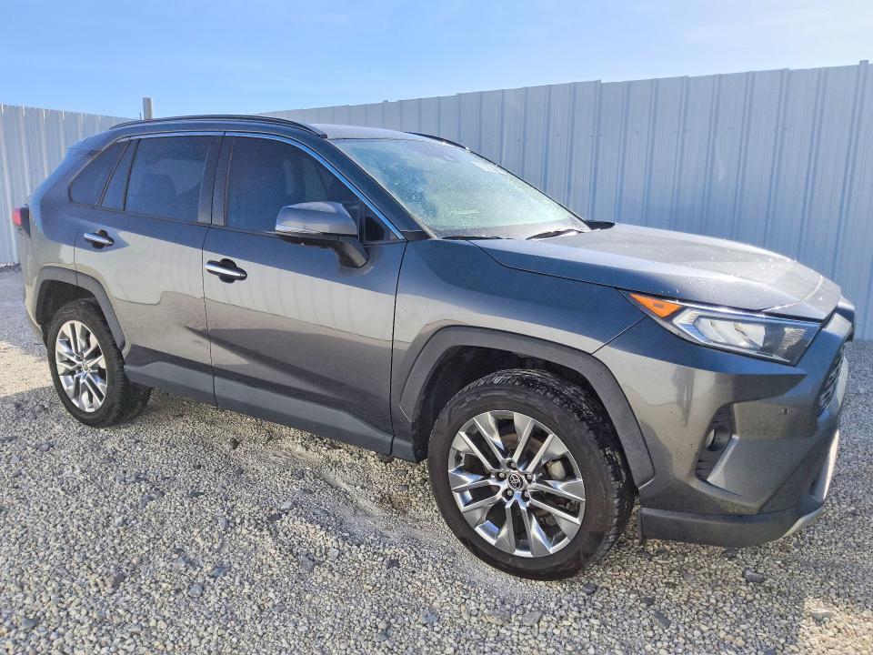 Photo 4 from auction – 2021 TOYOTA RAV4 with VIN 2T3Y1RFVXMC147713