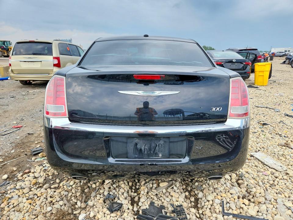 Photo 6 from auction – 2014 CHRYSLER 300 with VIN 2C3CCAAG4EH217760