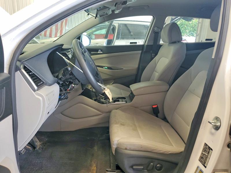 Photo 7 from auction – 2017 HYUNDAI TUCSON with VIN KM8J33A47HU409627