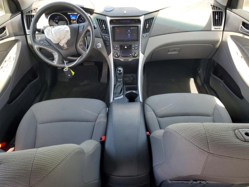 Photo 8 from auction – 2015 HYUNDAI SONATA HYBRID with VIN KMHEC4A40FA133104