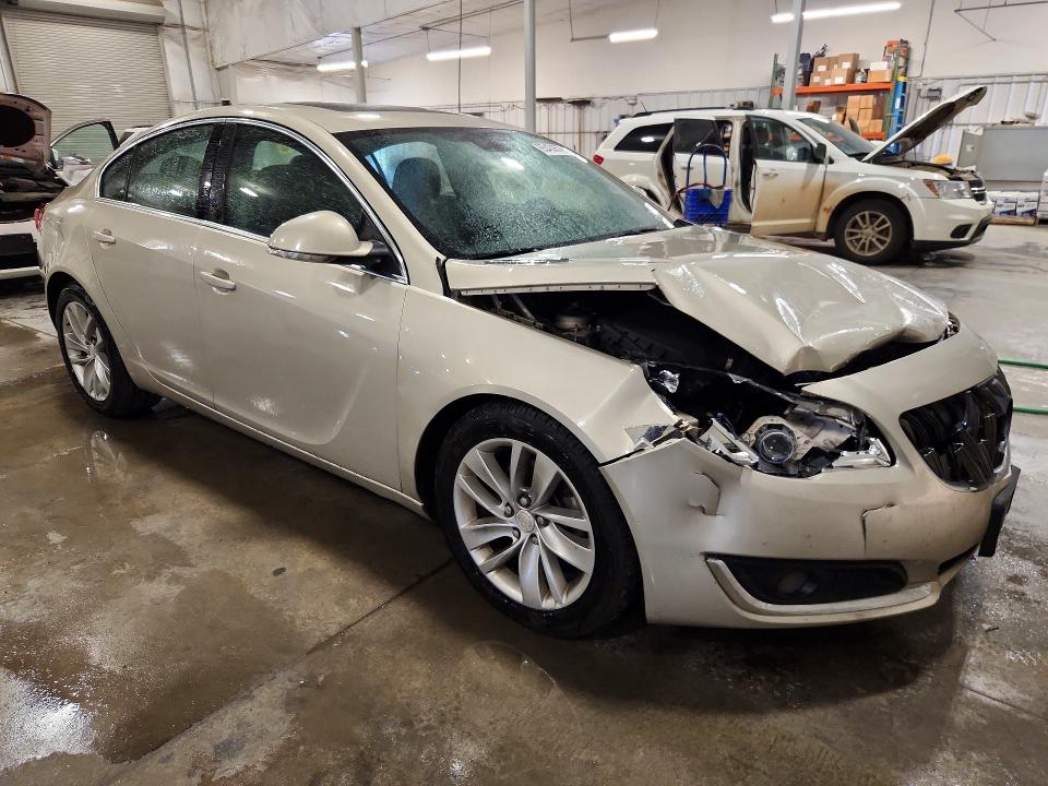 Photo 4 from auction – 2014 BUICK REGAL with VIN 2G4GK5EX8E9237758