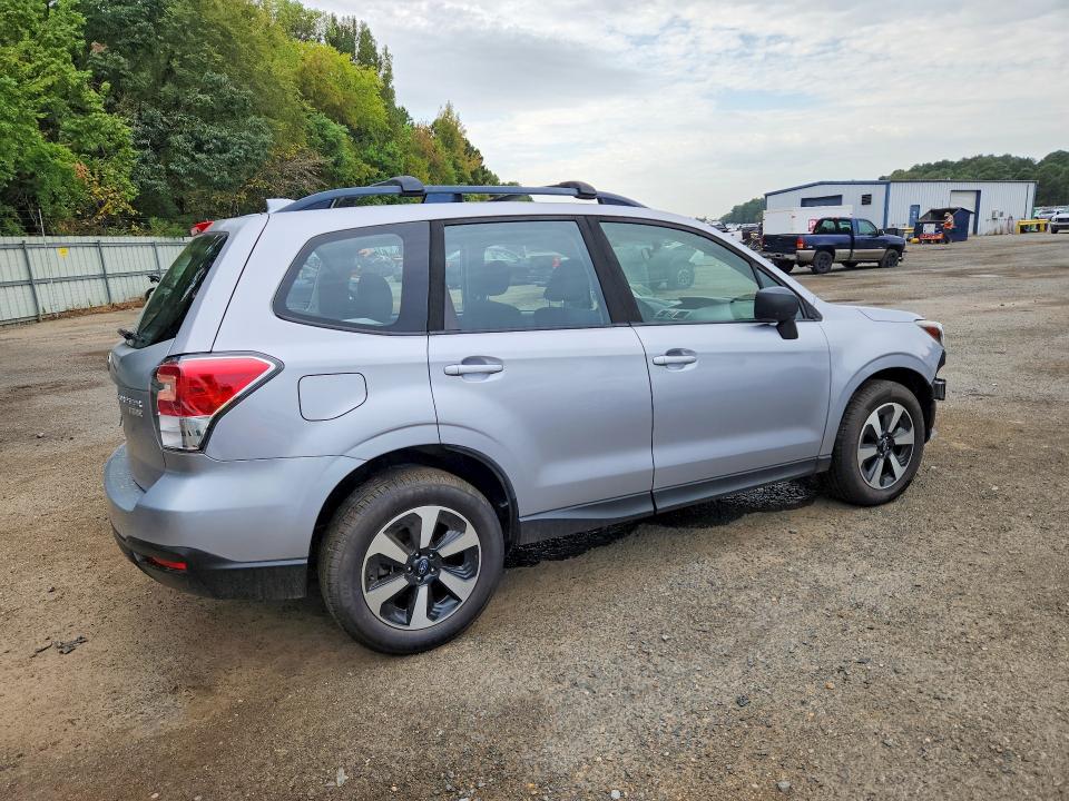صورة رقم 3 من المزاد - 2017 SUBARU FORESTER مع VIN JF2SJABC3HH549175