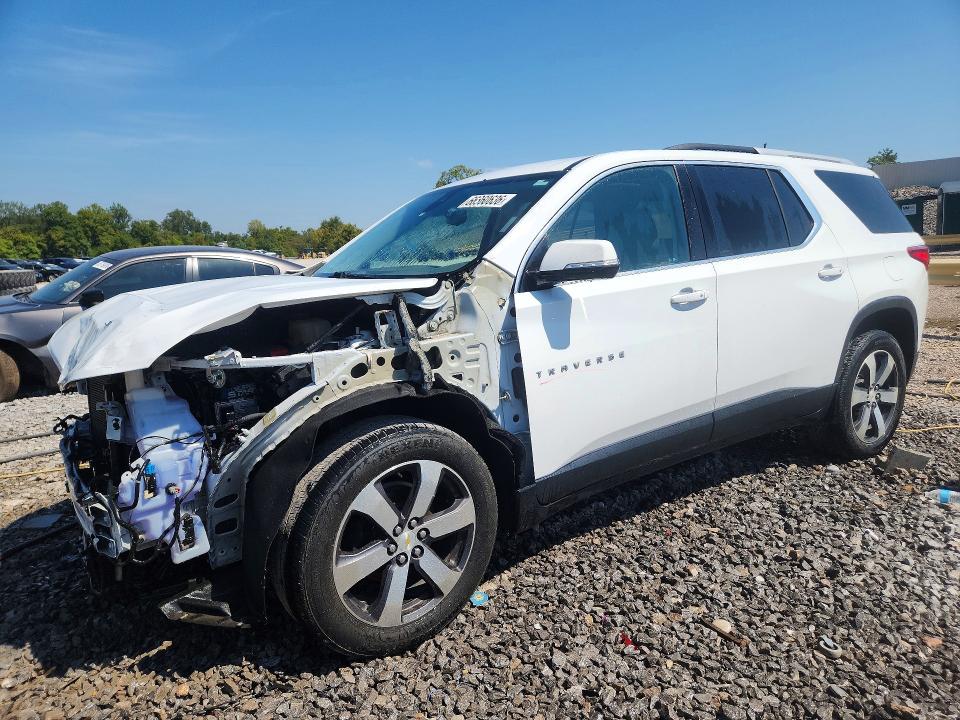 CHEVROLET TRAVERSE 2018 with VIN 1GNERHKW4JJ121516 - Photo from auction
