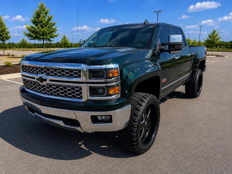 Photo 2 from auction – 2015 CHEVROLET SILVERADO with VIN 3GCUKREC6FG182861